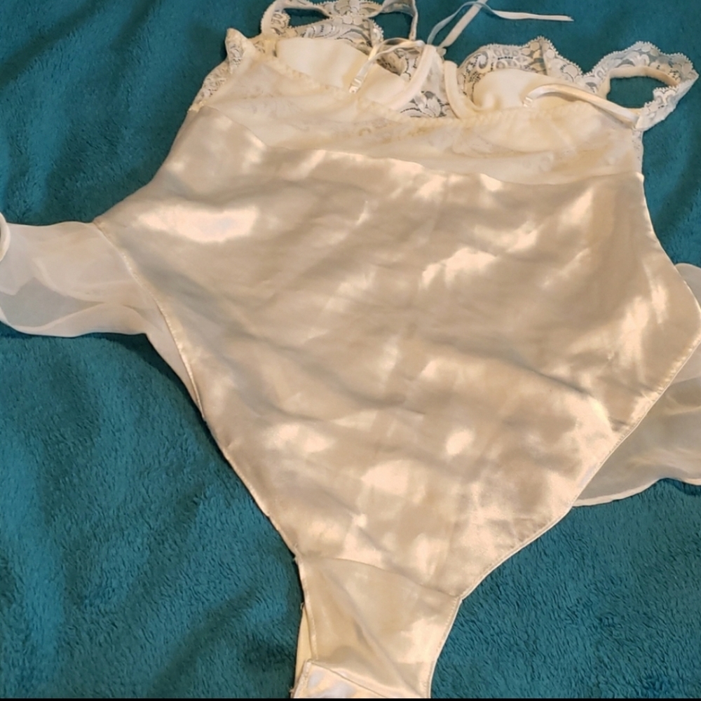 Victoria secret bodysuit